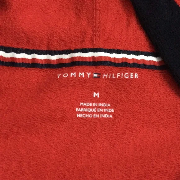 Tommy Hilfiger Cropped Hoodie - Picture 2 of 5